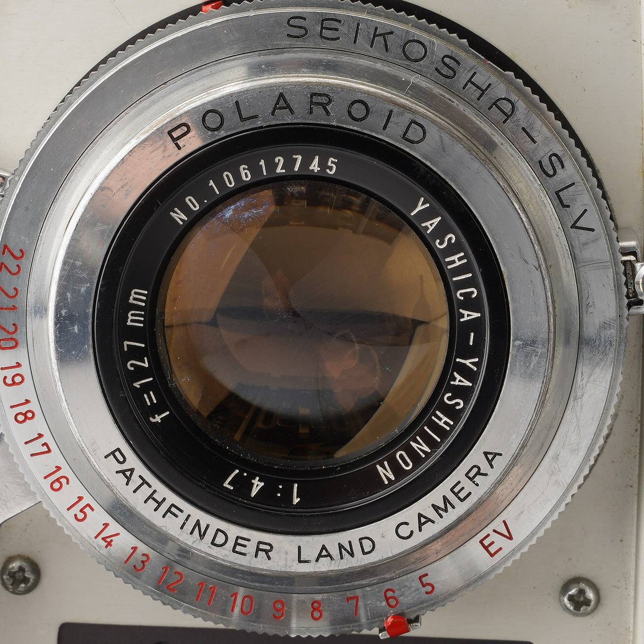 ポラロイド Polaroid 120 Pathfinder Land Camera / Yashica-Yashinon