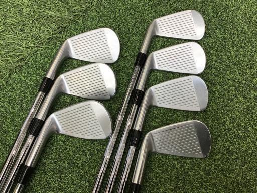 712 8S