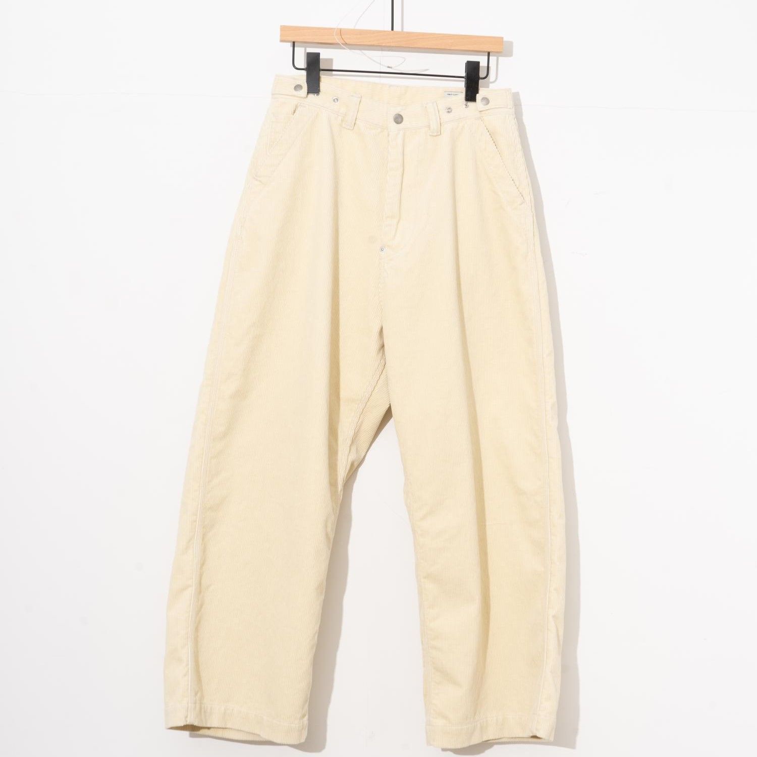 Ordinary fits オーディナリーフィッツ CORDUROY BELL PANTS IVORY コーデュロイ ベルパンツ ワイドパンツ 新品  - メルカリ