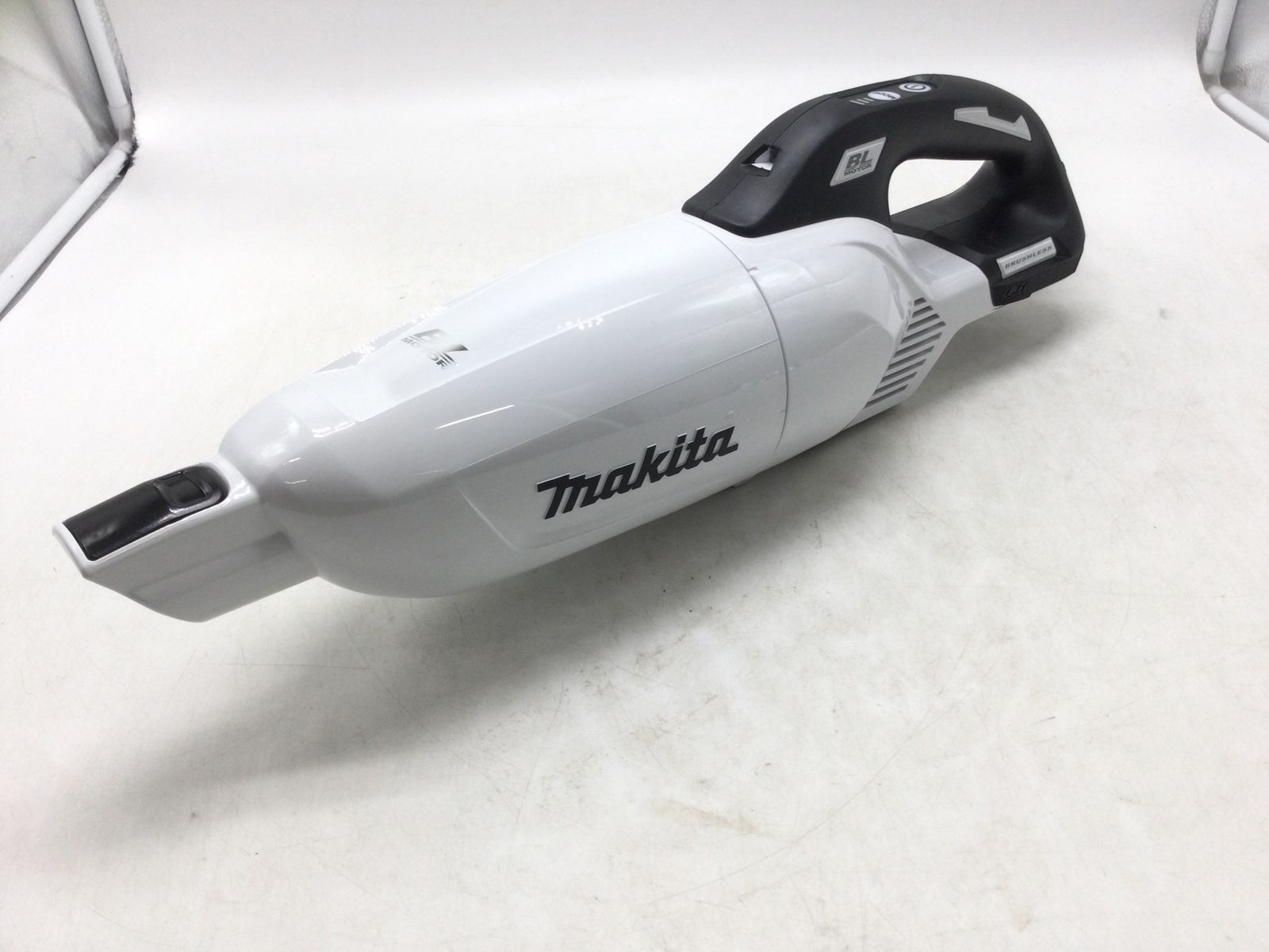 Makita マキタ 18V充電式クリーナ CL284FDZW ITUR9PIWOHW6 エコツール小牧ｲﾝﾀｰ店 M02