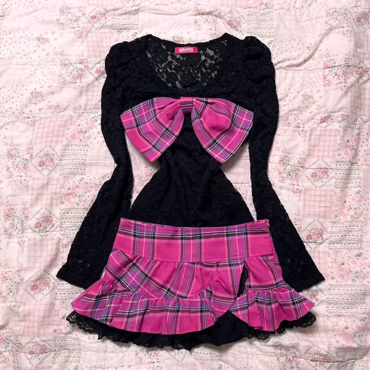 最終値下げ！MARS黒×ピンクレースの可愛いミニワンピ。これ以上値下げナシ