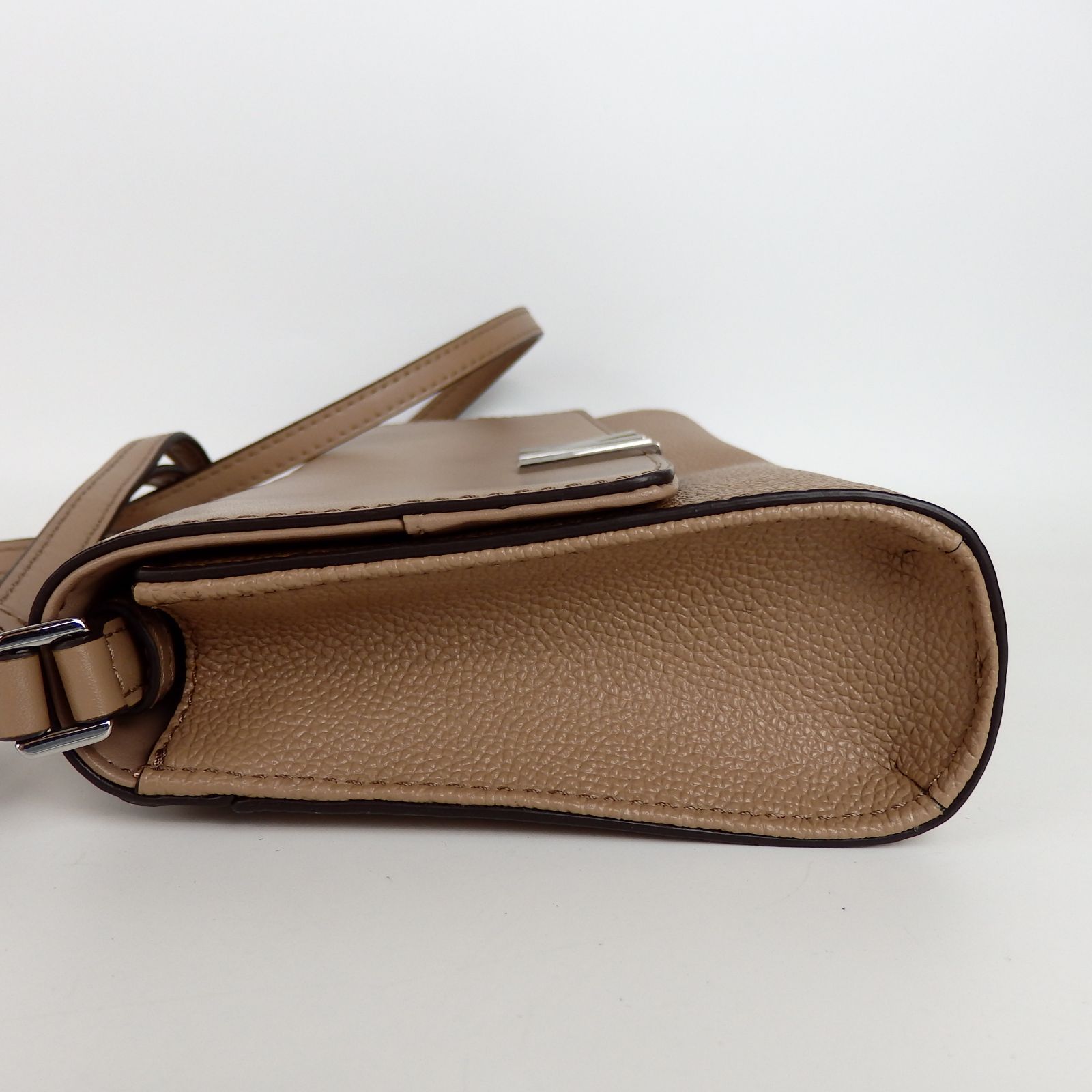 新品・未使用品 MICHAEL KORS MKロゴ ショルダーバッグ MICHAEL KORS 
