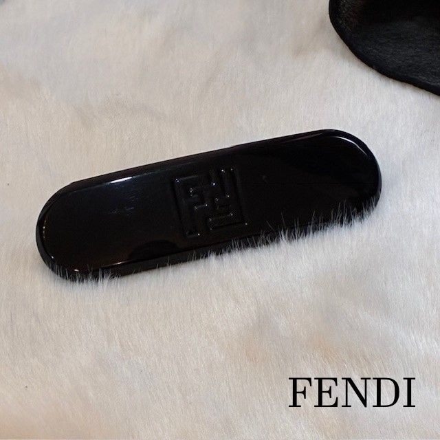 フェンディ FENDI FFズッカ バレッタ ヘアクリップ