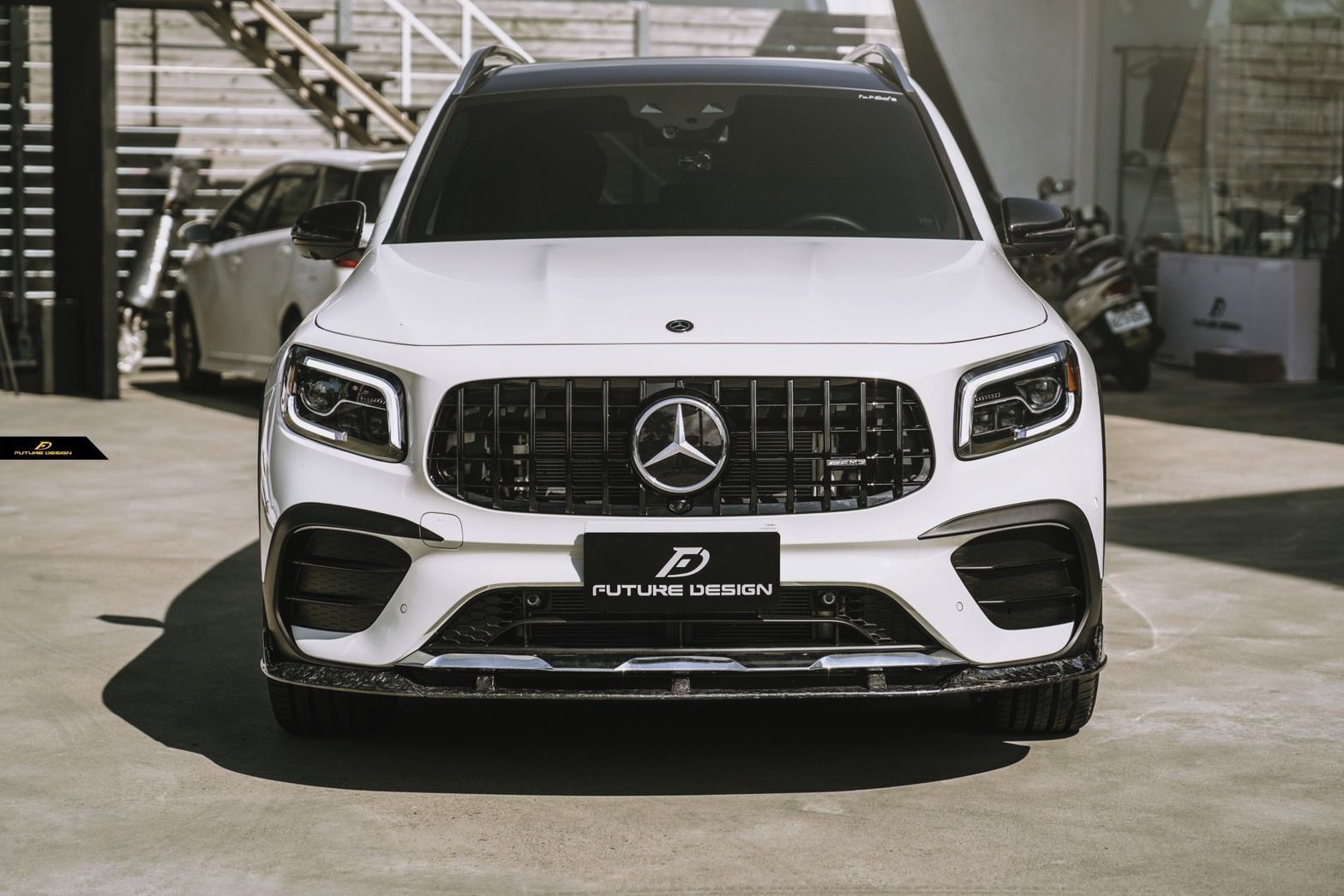 Maxton Design ベンツ GLB X247 フロントスプリッターV.2