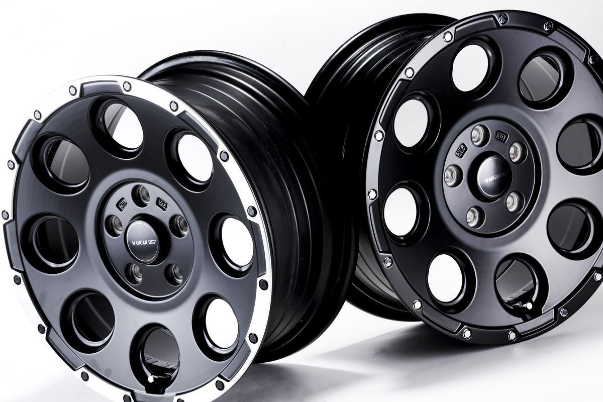 リアリスティックな WANGAN357 16インチホイール 4本セット 7.0J 35 5穴 PCD 114.3 73.1 黒 マットブラック デリカD5 CV1W RAV4 送料無料で格安。