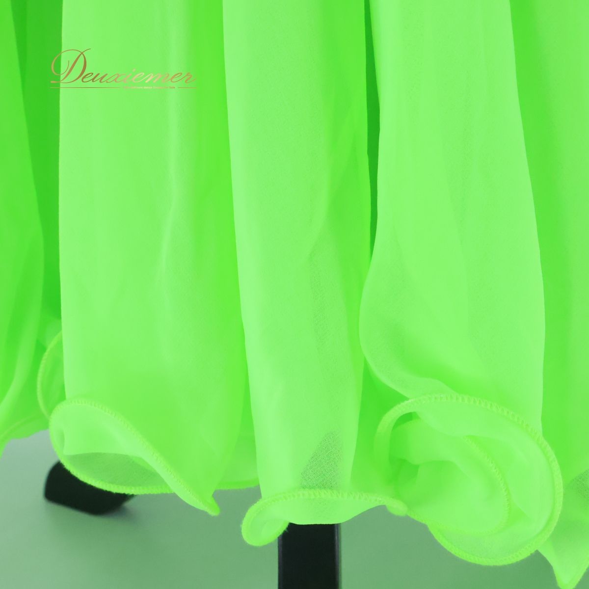 【美品 社交ダンス衣装】ワンピース ドレス Mサイズ 黄緑 ライトグリーン 美品 社交ダンス衣装】ワンピース ドレス Mサイズ 黄緑 ライト