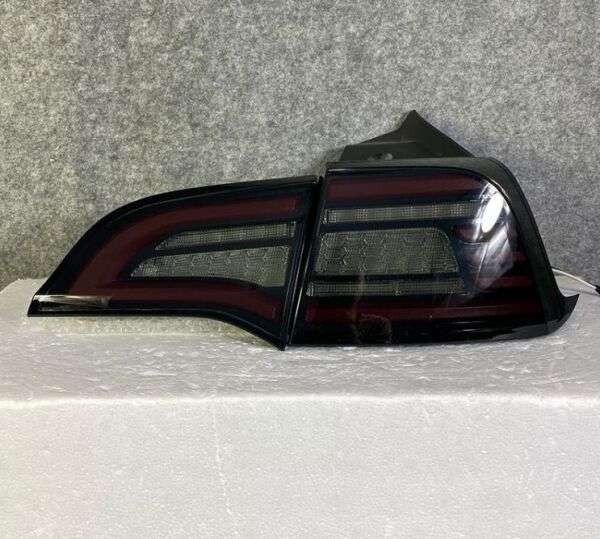 テスラ model3 MODEL-Y LED 流れるウインカーターンシグナルランプ kkx131