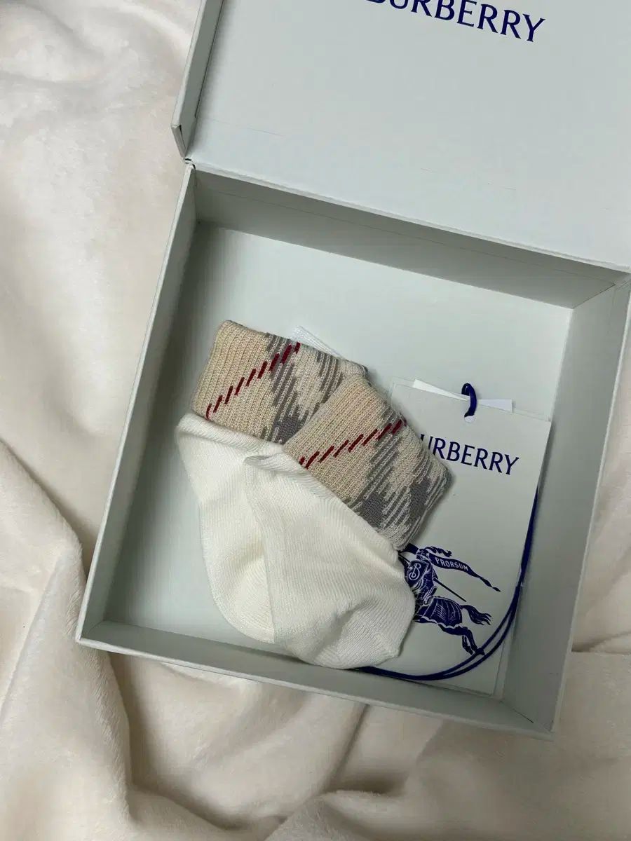 未着用 バーバリー 新生児用ソックス プレゼント バーバリーソックス 赤ちゃん burberry