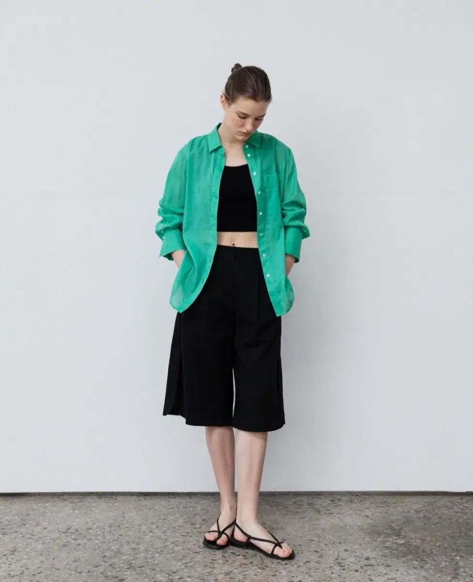 RRACE Linen
