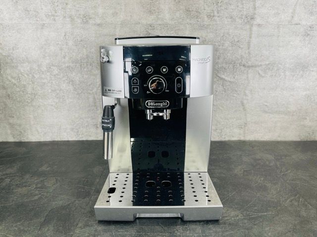 デロンギ マグニフィカS スマート 全自動コーヒーマシン ECAM25023SB DeLonghi コーヒーメーカー シルバー黒 514190