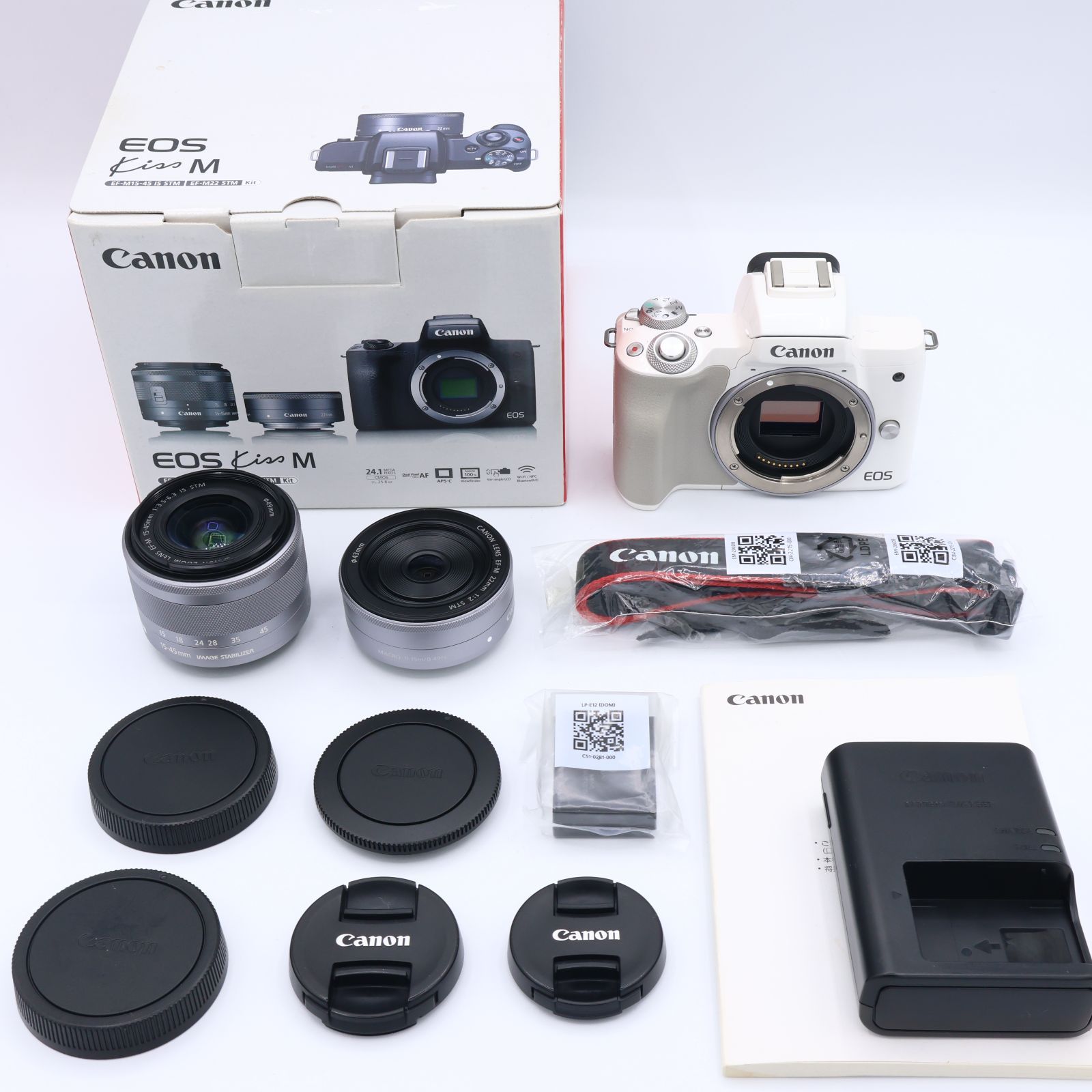 Canon EOS M ＋ 18-55mm ＋ 22mm ＋ Flashなど Canon EOS M + 22mm/