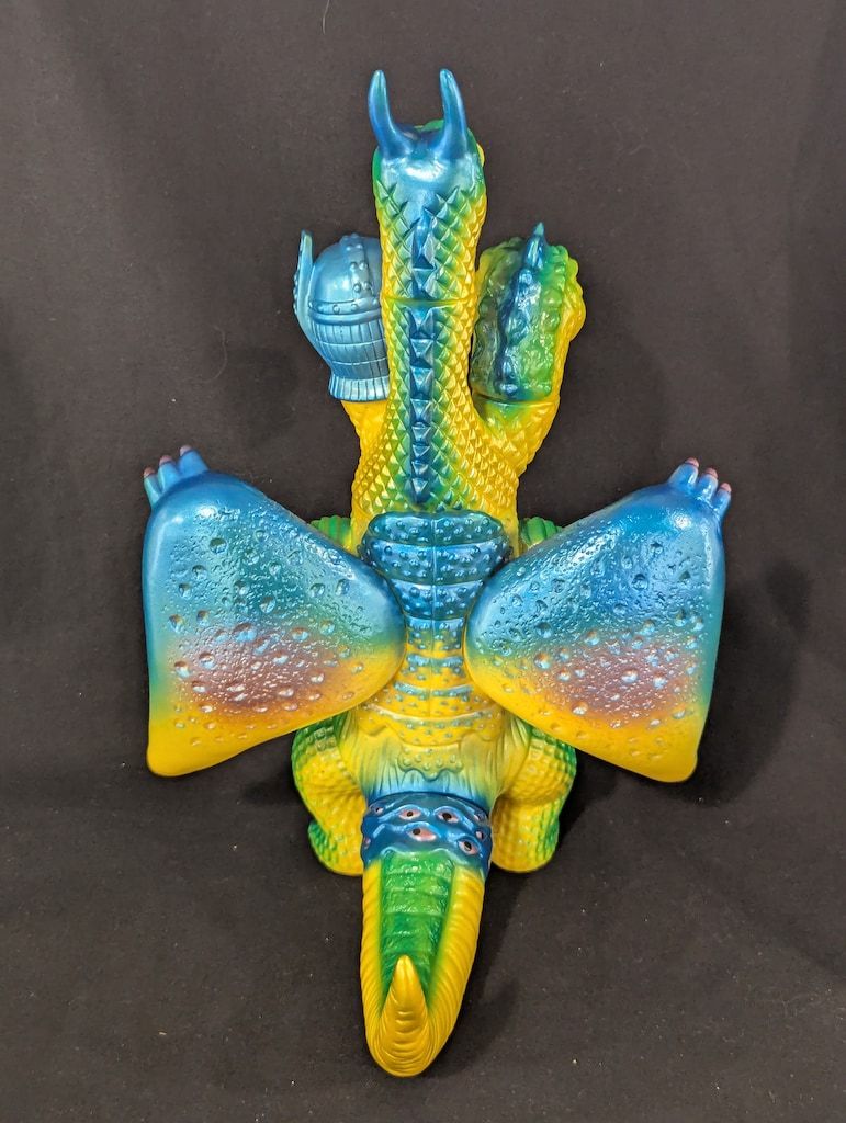 KINGU TOY 最強怪獣!! パチキング 黄色成型 - メルカリ