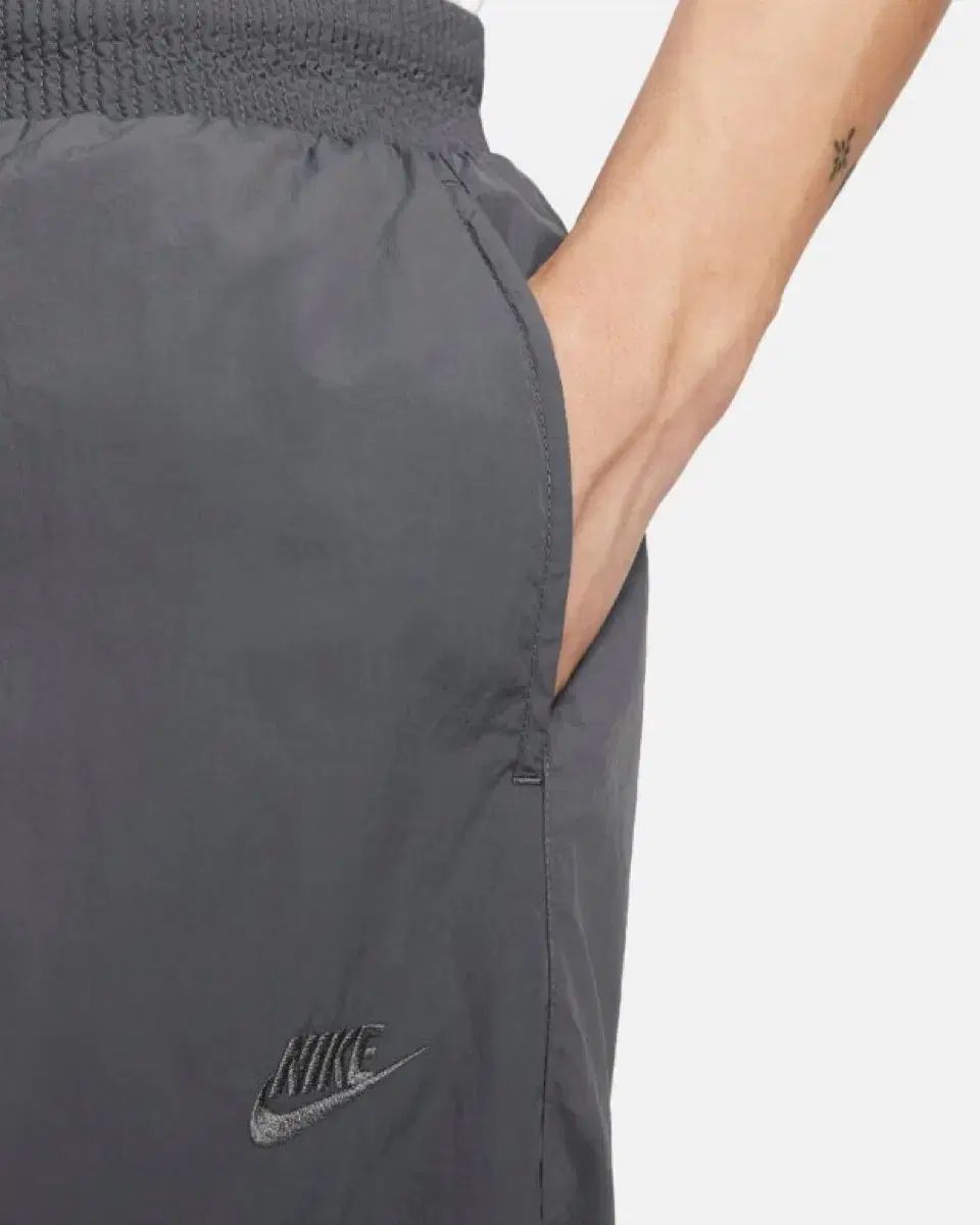 パンツ ブラック