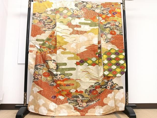 振袖　豪華銀通し金駒裄69.5cm大きめサイズ※ご購入希望の方はコメントください 振袖 豪華銀通し金駒裄69.5cm大きめサイズ※ご購入希望の方は