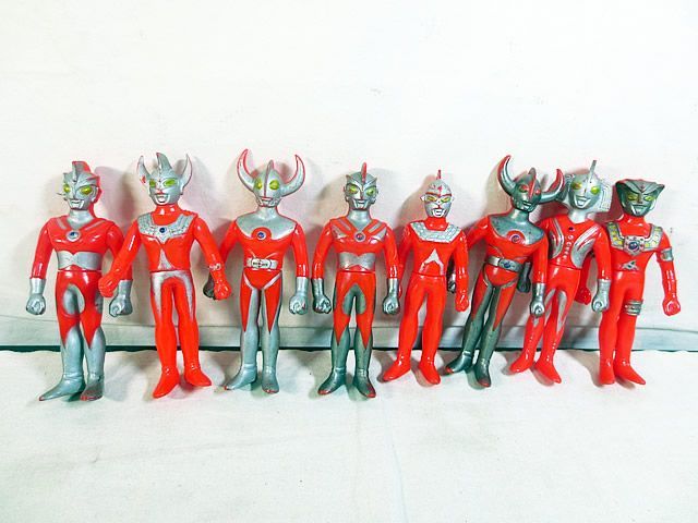 ポピー ウルトラマン キングシリーズ 足形 ソフビ エース タロウ セブン 父 母 アストラ セット