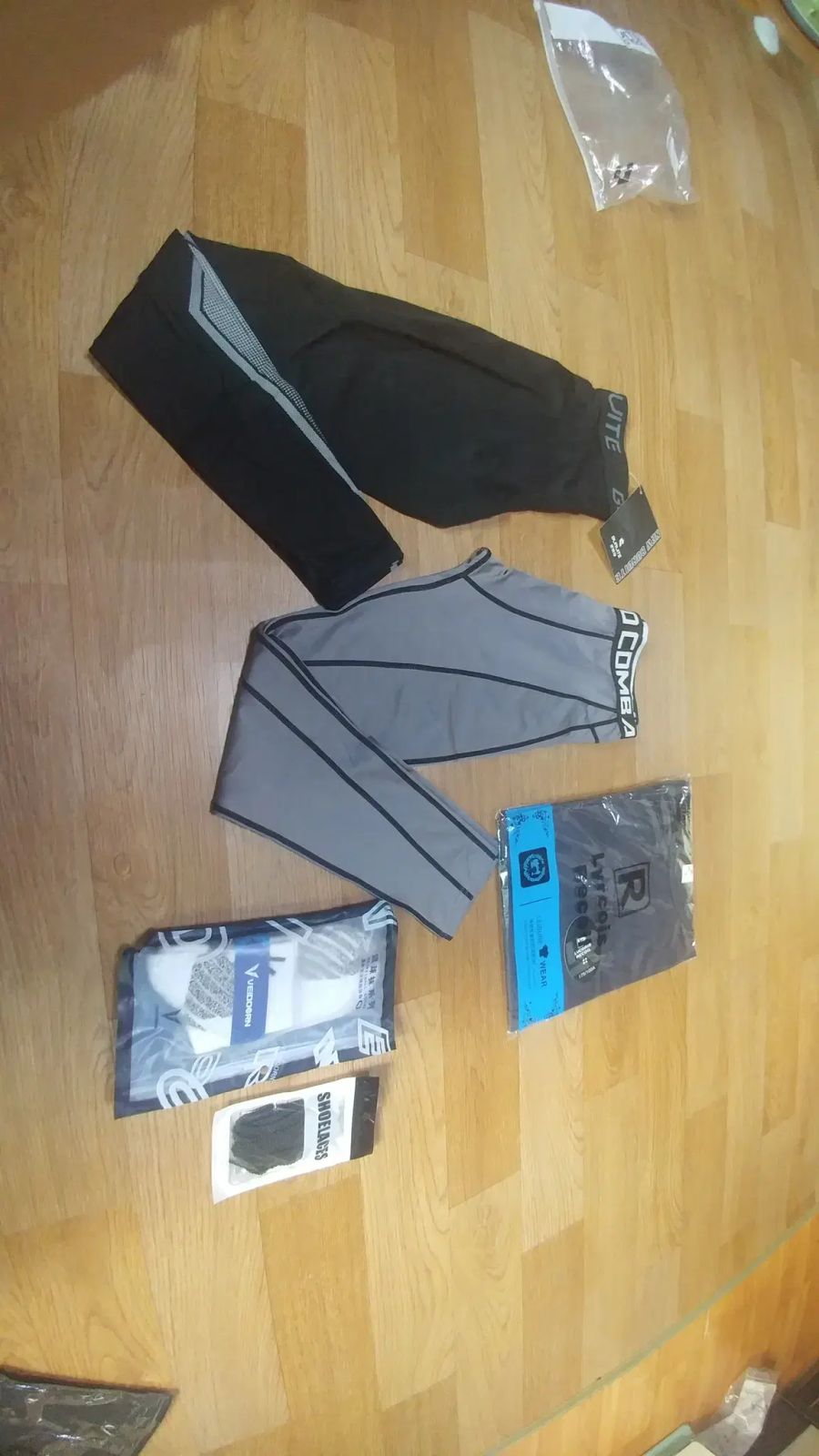 アディダス ランニングシューズ