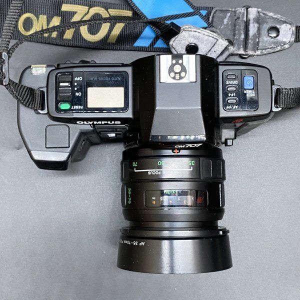 K239 フィルムカメラ MF 一眼レフ OLYMPUS オリンパス OM-707