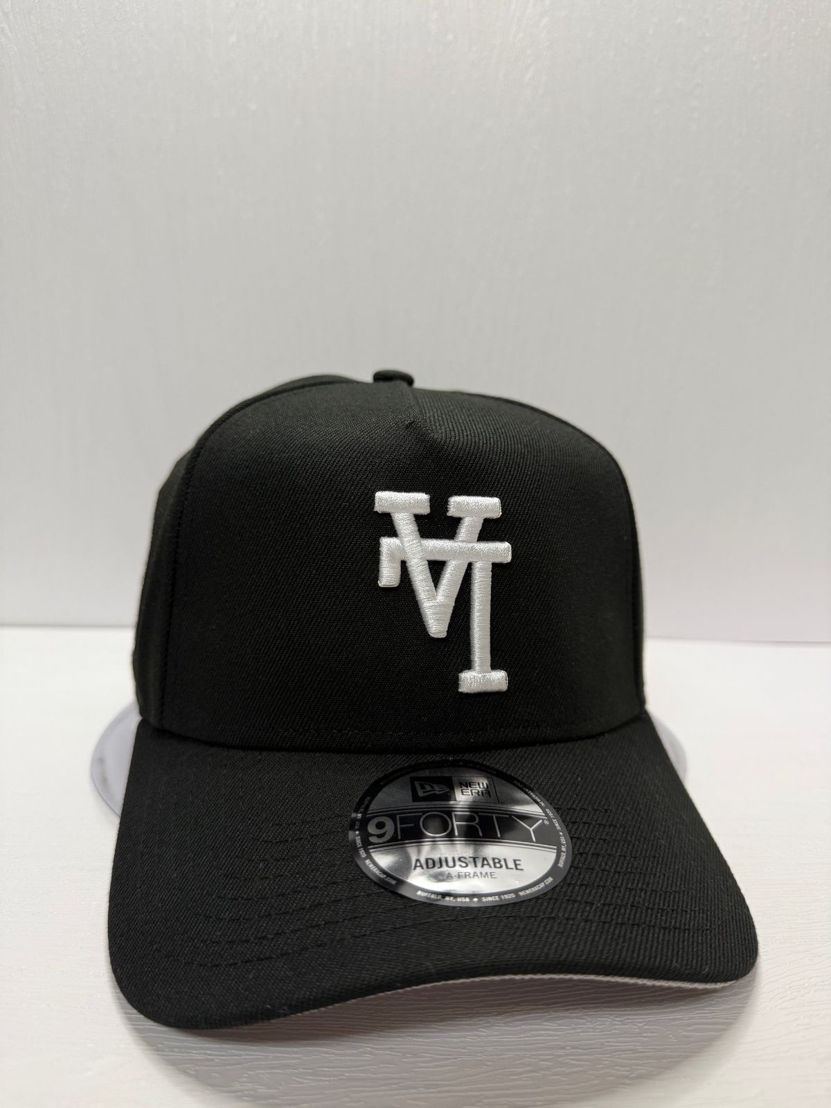 Newera ロサンゼルスドジャース 60thアニバーサリー リバースロゴ 9forty A-FRAME スナップバックキャップ ブラックカラー