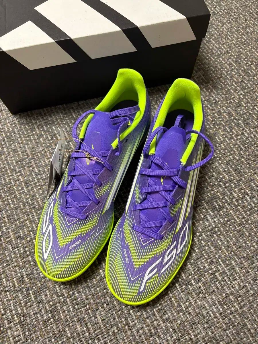 F50 サッカーシューズ スパイク 紫/黄緑 F50 サッカーシューズ 紫/緑