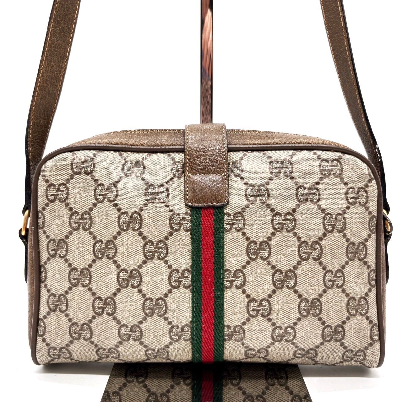 GUCCI ショルダーバッグ GG柄 斜め掛け レザー 茶　総柄 GUCCI / グッチ GG柄 斜め掛けショルダーバッグ キャンバス