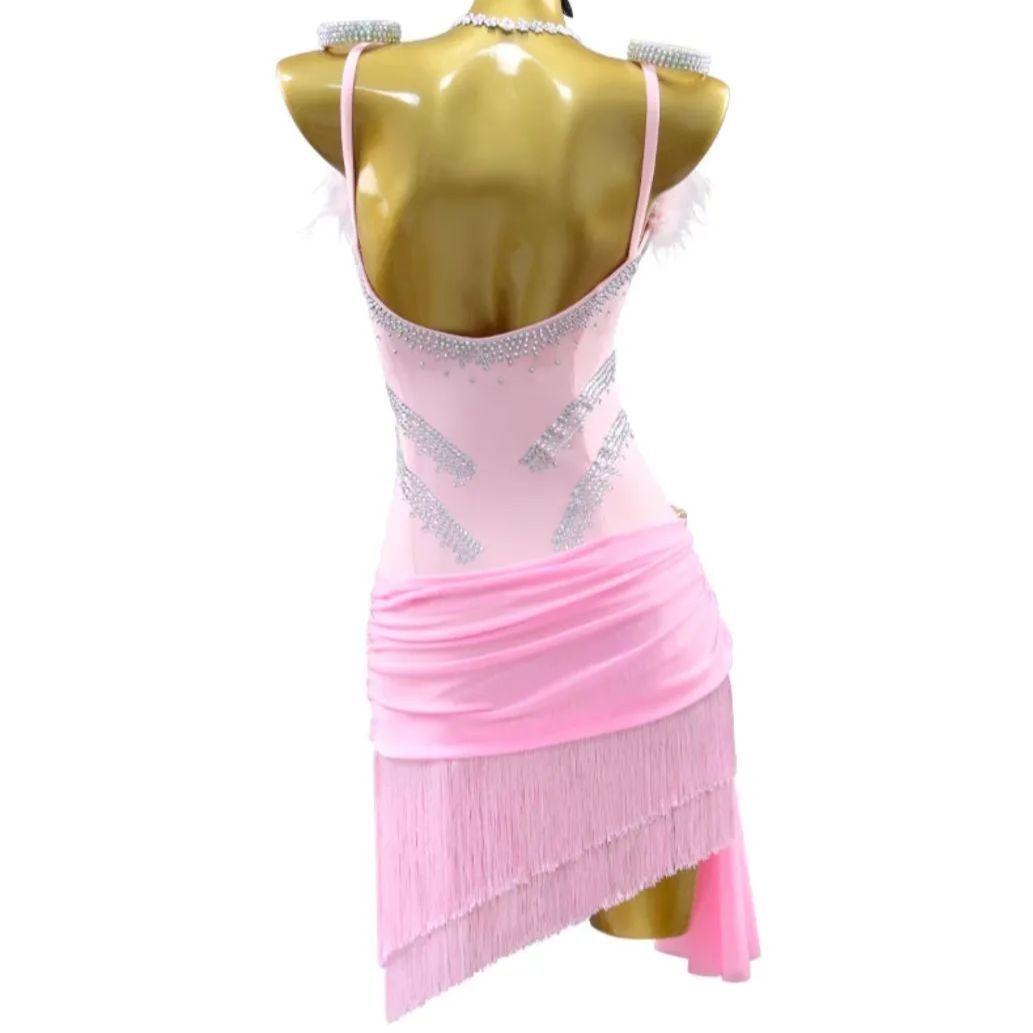 タンゴ モダンダンス