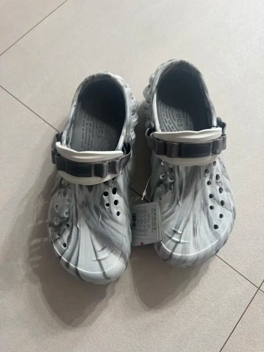 crocs クロックス