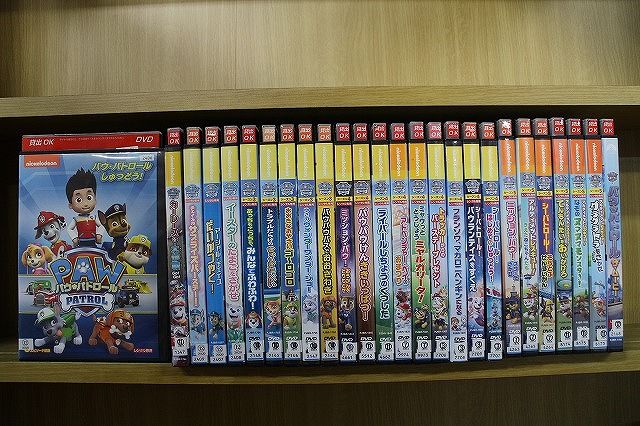 パウ・パトロール 　レンタル落ちDVD８枚 パウ・パトロール レンタル落ちDVD8枚 - メルカリ