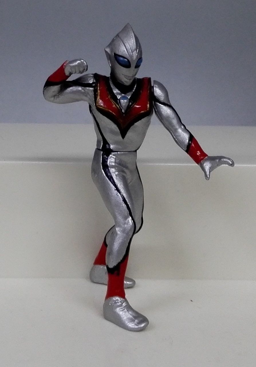 HGウルトラマン14　光の星の戦士たち編　　イーヴィルティガ