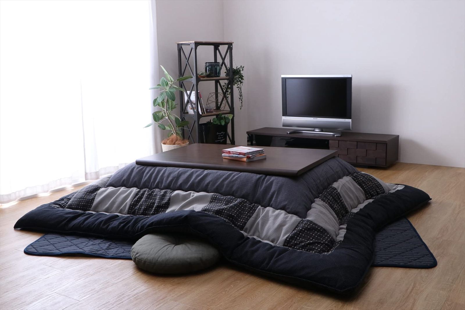数量 イケヒコ コーポレーション こたつ 掛け 布団 葉月 グレイ 正方形 約205×205㎝ 単品 綿 モダン パッチワーク ● 80~90cm角のこたつ台に適応 1151620130103