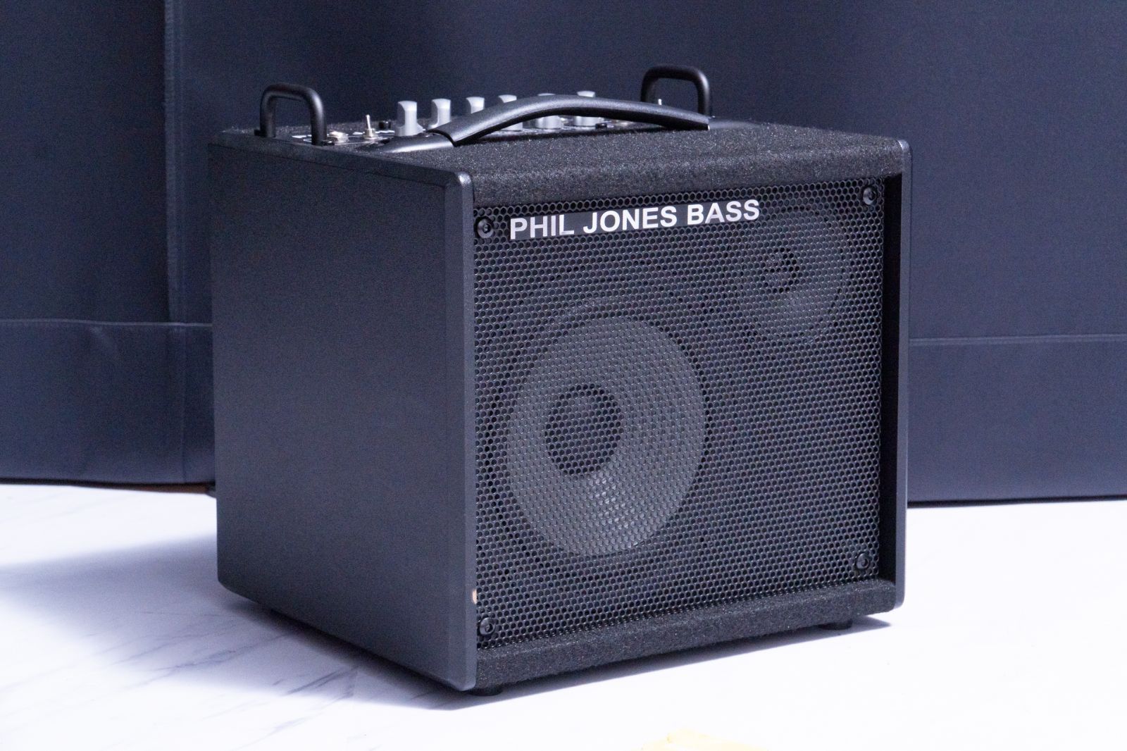 used Phill Jones Bass PJB | micro7 Bassamp GIB横浜