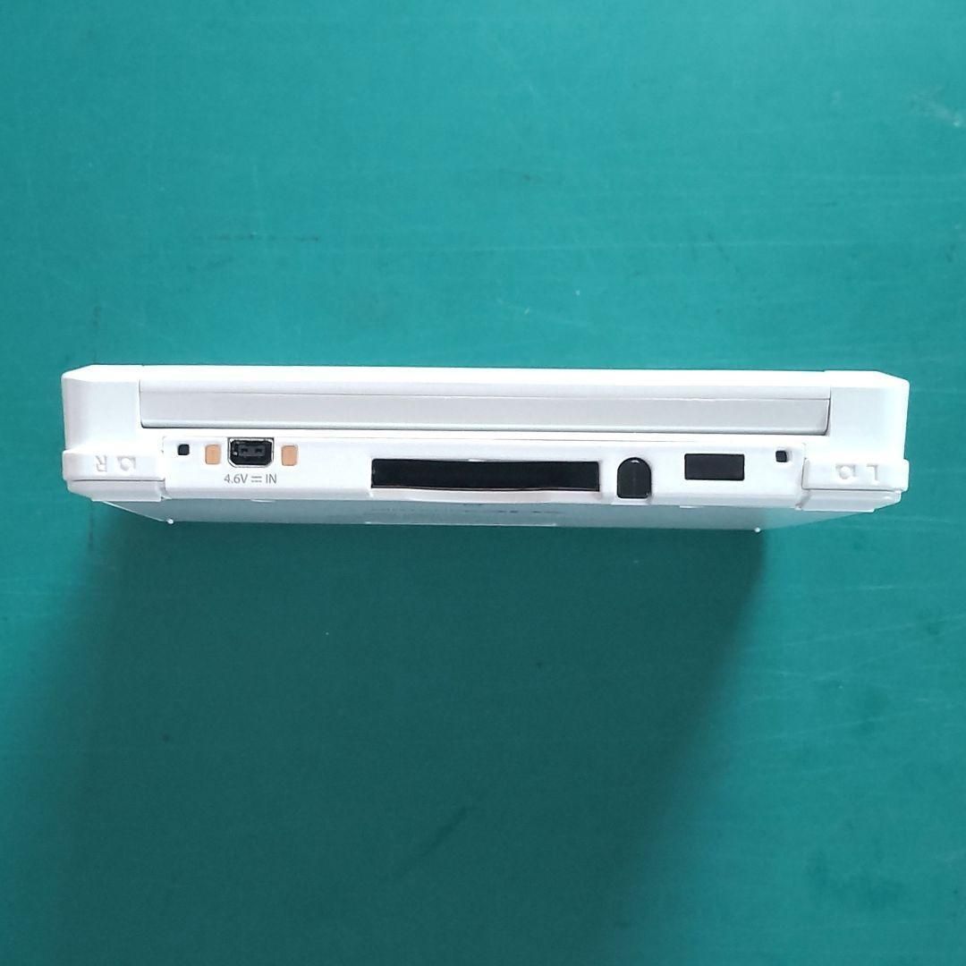 F51【中古・良品3DS】ニンテンドー3DS ピュアホワイト外箱 付属