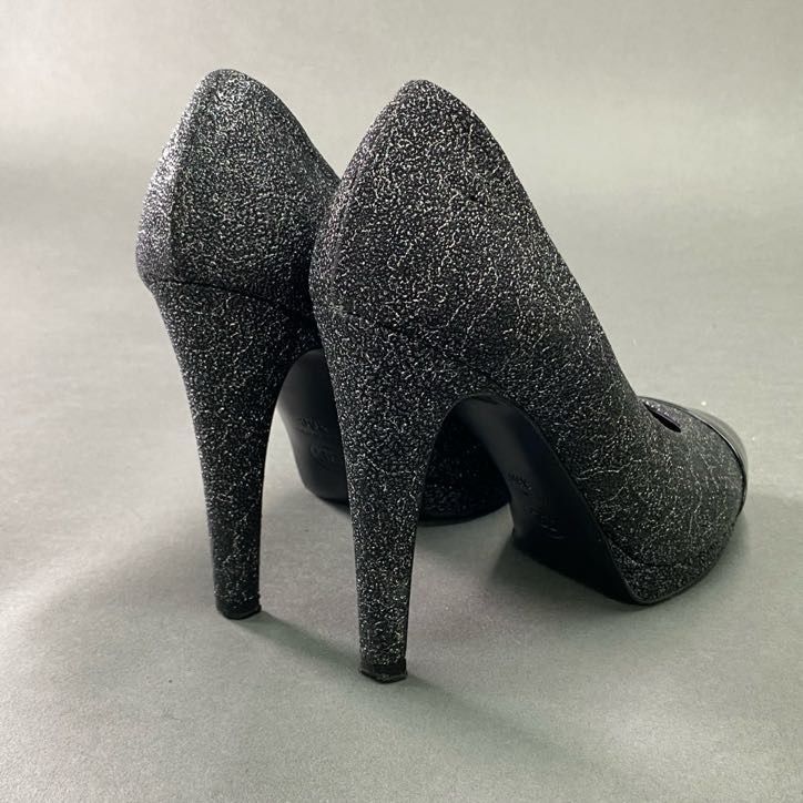 CHANEL シャネル　パンプス　グリッター　ココマーク 4f4 《美品》 CHANEL シャネル ココマーク エナメルトゥ
