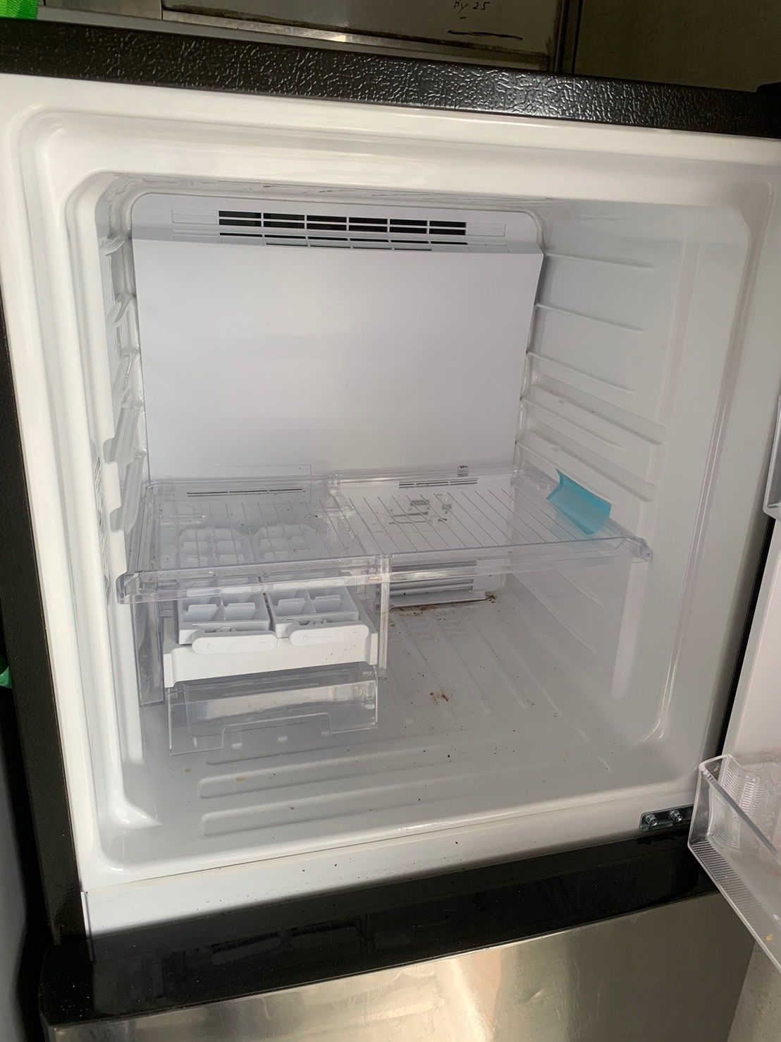 【引取者決まりました】　シャープ 225L 2019年式　買い替えるので欲しい方はどうぞ 引取限定】シャープ冷蔵庫225L 2019年式 - メルカリ
