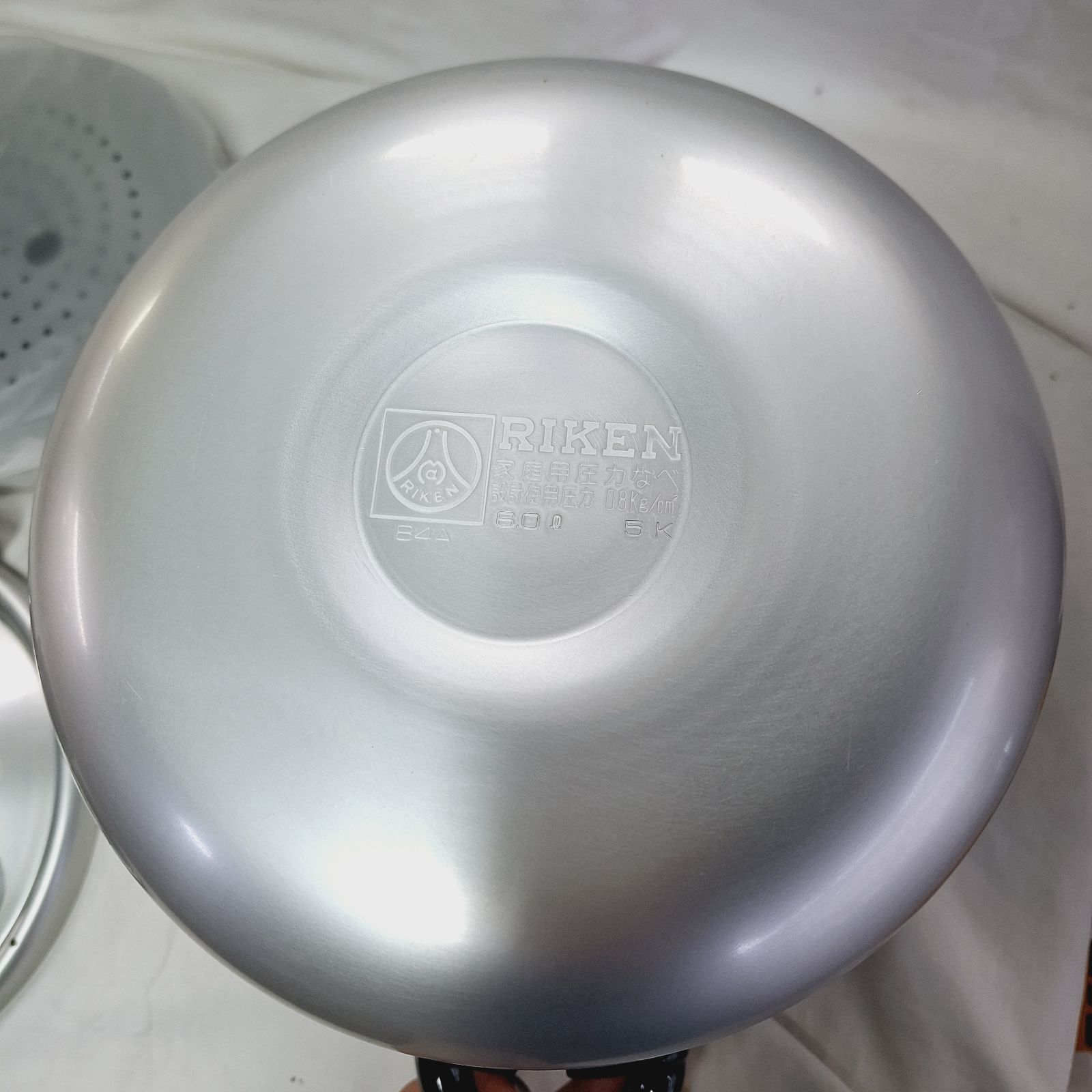 未使用☆箱あり RIKEN 理研 圧力鍋 PC1-60 調理器具 - メルカリ