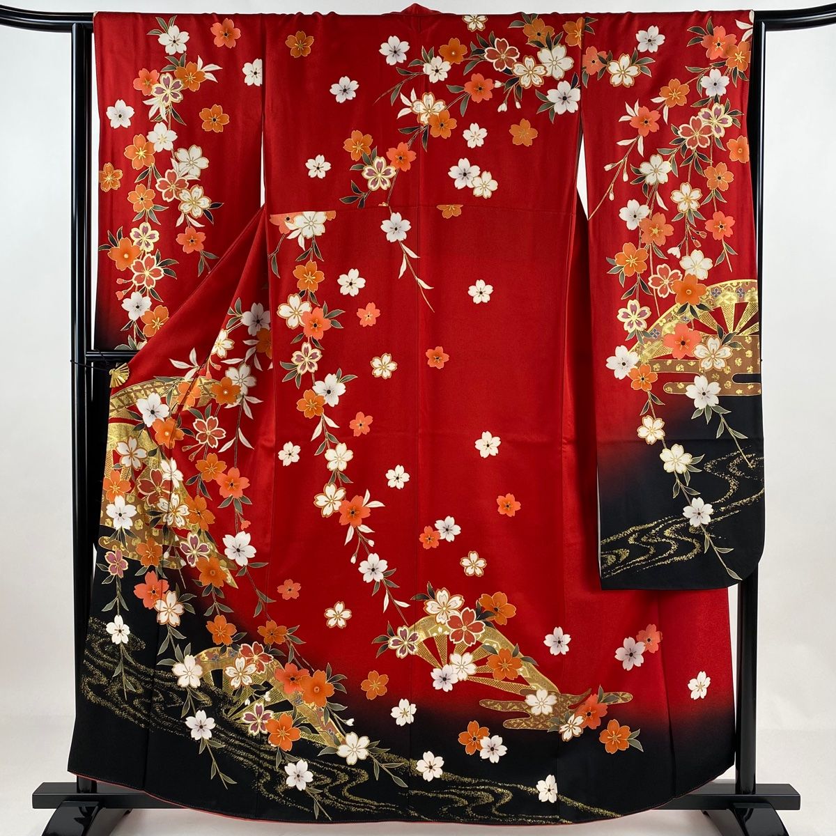 振袖 身丈161cm 裄丈62.5cm S 袷 桜 霞 金糸 金彩 赤 正絹 名品 【 