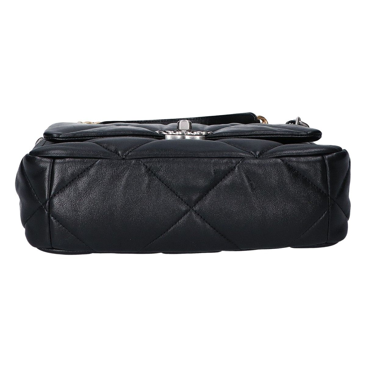 CHANEL シャネル 美品 AS1160 シャネル19 シャイニーラムスキン