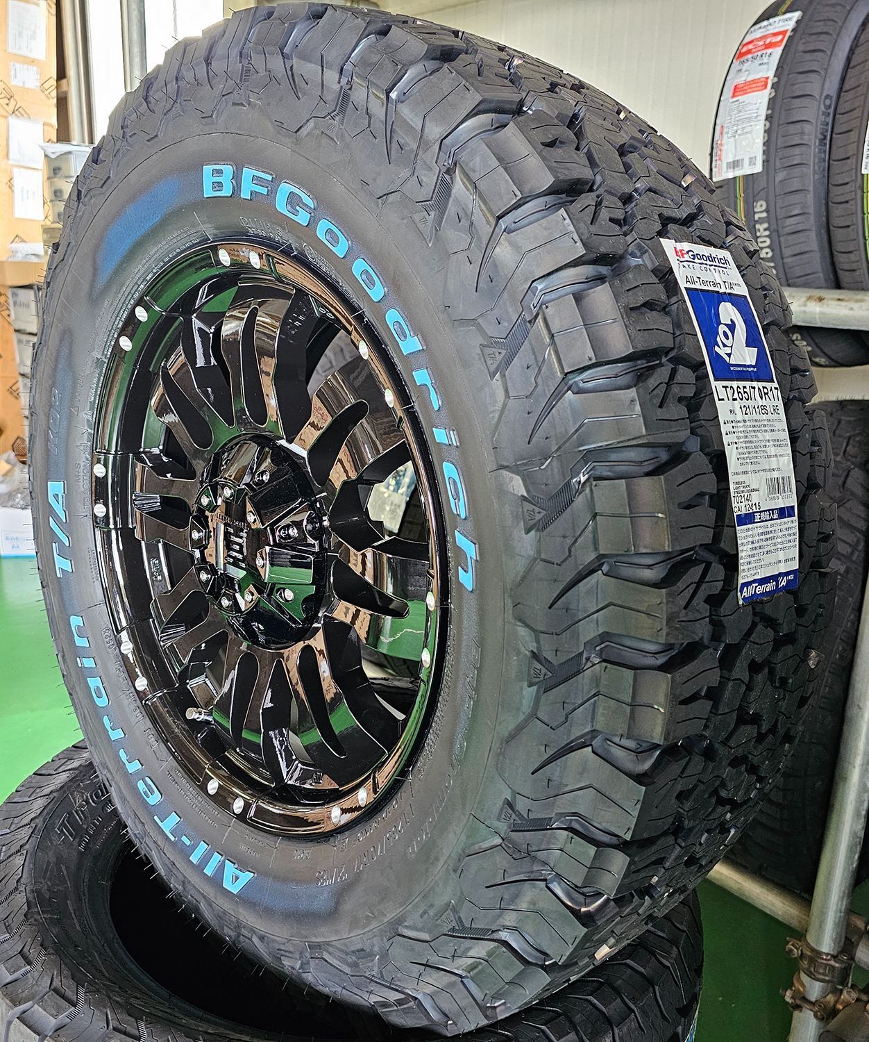 プラド150/120 新品タイヤホイールセット 17インチ Balano BF Goodrich KO2 ホワイトレター 265/70R17  275/70R17 - メルカリ