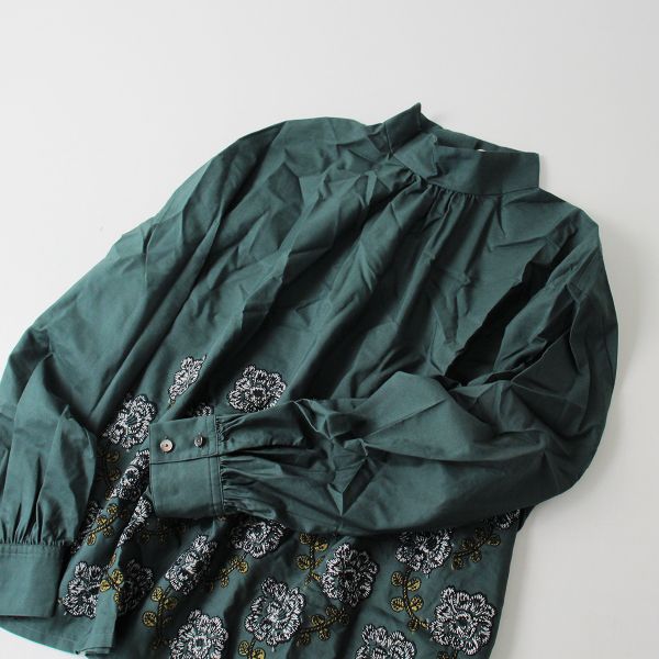ミナペルホネン　yula　ブラウス38 新品 未使用 2021AW mina perhonen ミナペルホネン yula 刺繍 スタンド