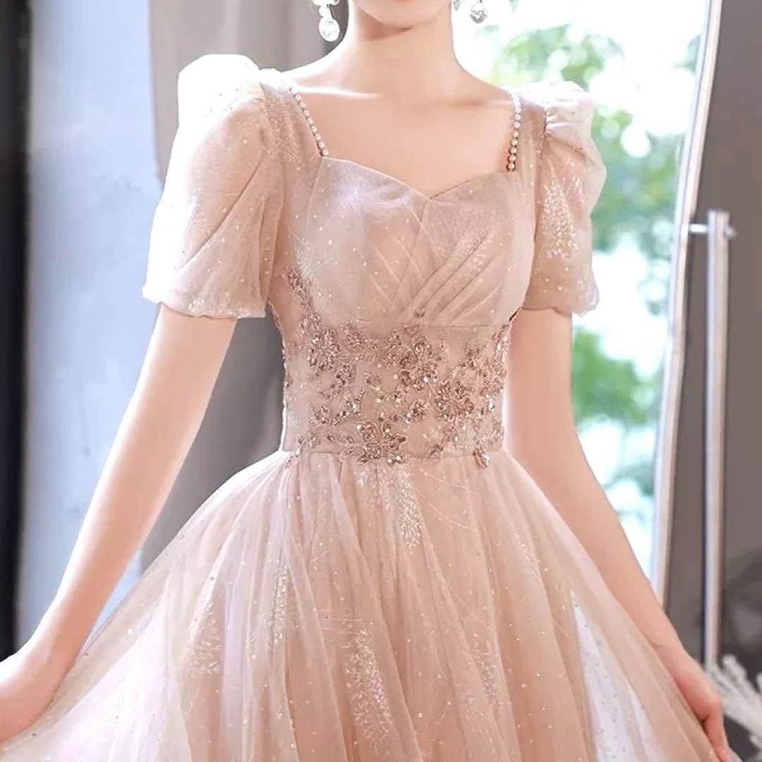 小花柄が パフスリーブイブニングドレス?.?