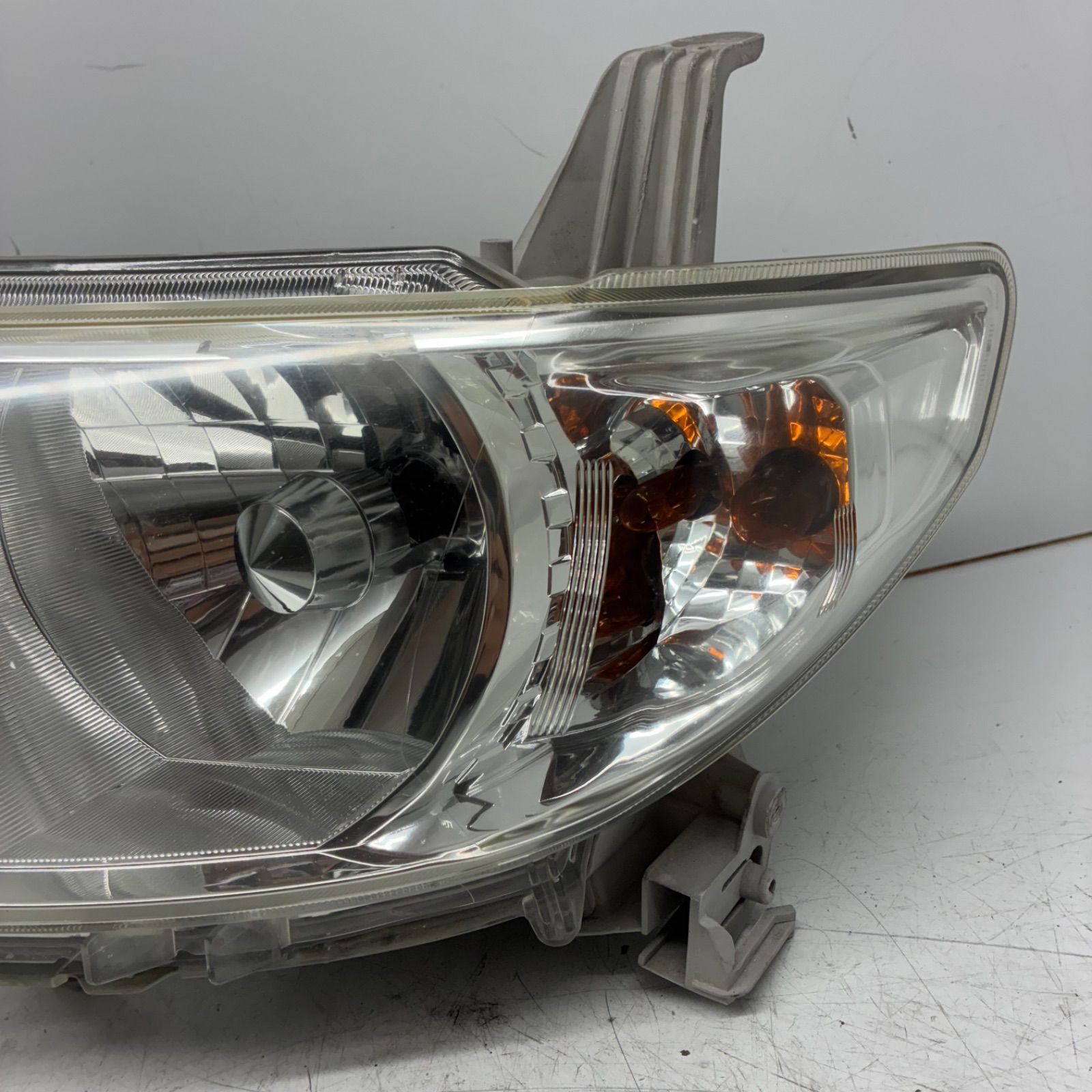 美品 割れ無 後期 L375S タントカスタム 純正 HID ヘッドライト 左右