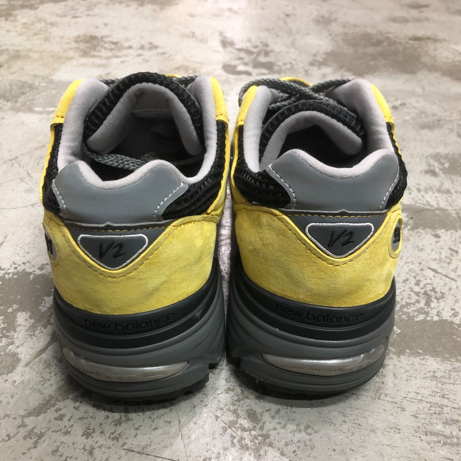 New Balance 991V2 Yellow Asia Pacific Exclusive ローカット