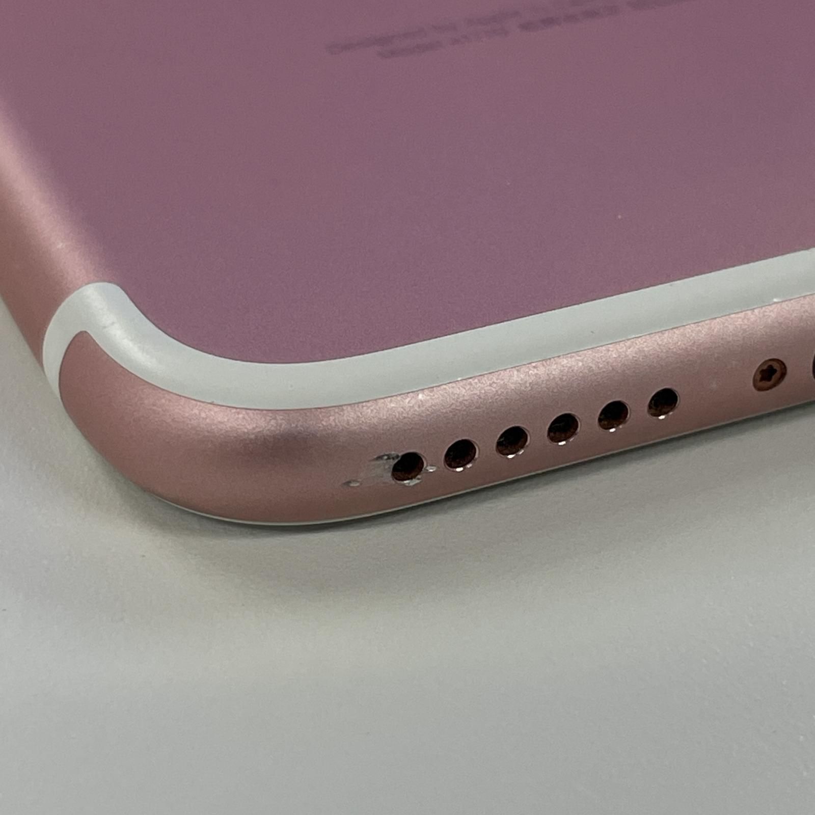 iPhone - iPhone 7 Rose Gold 32 GB docomo アイフォン7 Apple iPhone 7 Rose Gold, (32 GB) - Refurbished