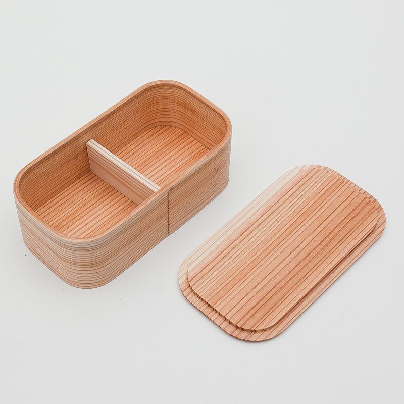 お弁当箱 曲げわっぱ 九州杉 日本の弁当箱 長角 一段 640ml 1段 日本製 ウレタン塗装 お弁当箱 曲げわっぱ弁当箱 まげわっぱ 和風 男子 大容量 女子 大人 子供 女の子 男の子 スリム おしゃれ 運動会 遠足 麺 丼 木製 送料無料