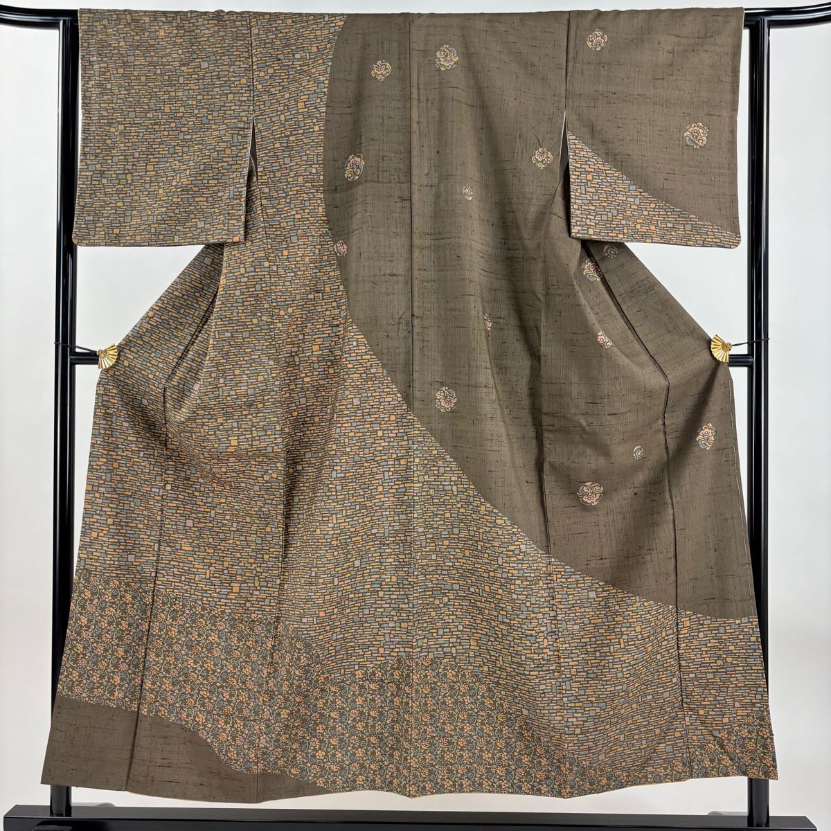 訪問着 身丈152.5cm 裄丈63.5cm S 袷 紬地 花唐草 幾何学模様 灰茶 正絹 名品
