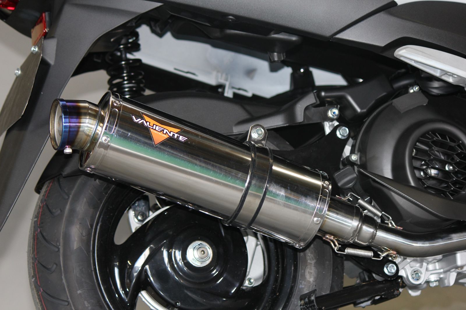 Valiente アクシスZ バイクマフラー 8BJ-SEJ6J 2022年～ デュラ