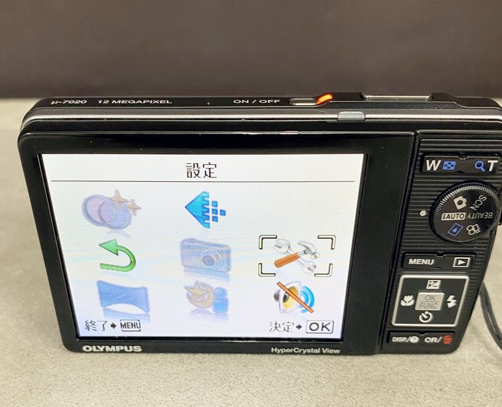 【ほぼ新品・返品保証】オリンパス　OLYMPUS μ-7020 レッド ほぼ新品・返品保証】オリンパス OLYMPUS μ-7020 レッド ほぼ