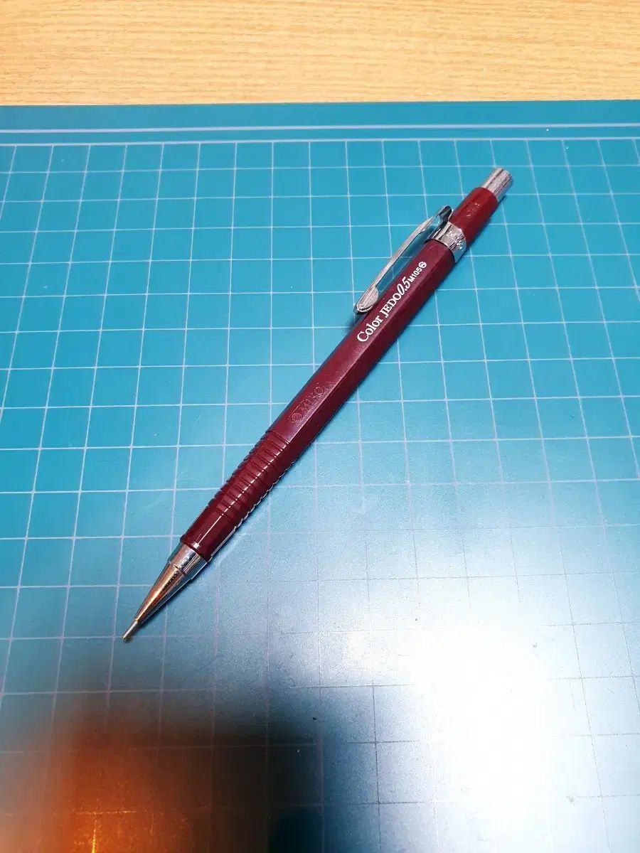 【中古】 二輪免許まんがバッチリ合格法/東京書店/全日本自動車交通法規研究会 中古】 二輪免許 まんがバッチリ合格法 / 全日本自動車交通法規