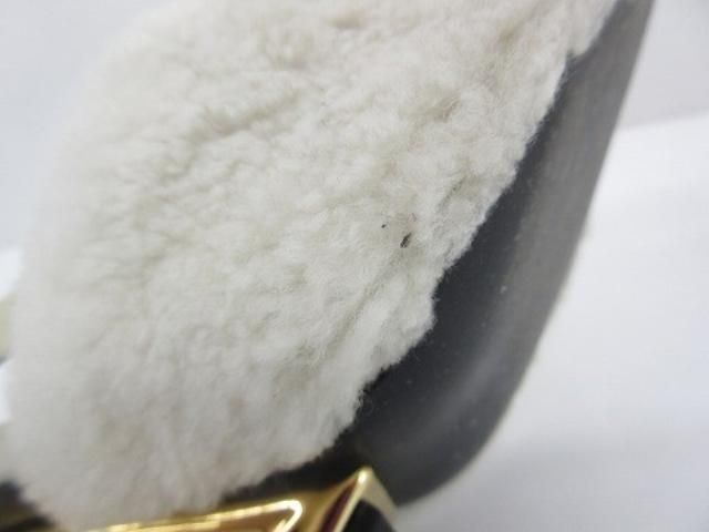 ファーサンダル ホワイト