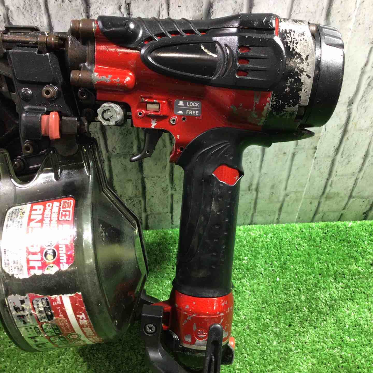 マキタ makita 50mm高圧エア釘打機 AN531Hの中古 中古B使用感あり マキタ makita 50mm高圧エア釘打機 AN531Hの中古 中古B使用感あり