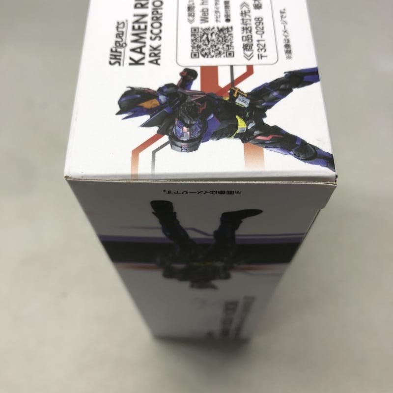 中古】バンダイ S.H.Figuarts 仮面ライダー滅 アークスコーピオン